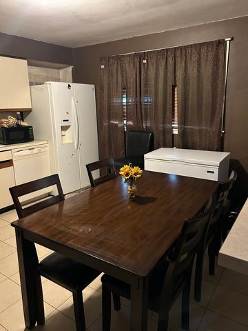 639 Coolidge Street, Chicago Heights, IL 60411