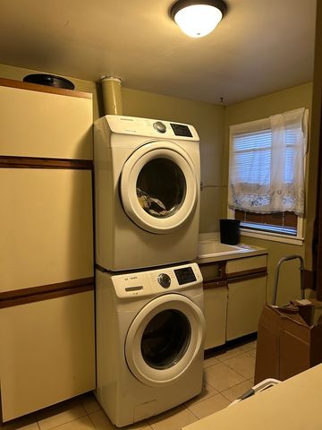 639 Coolidge Street, Chicago Heights, IL 60411