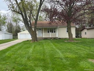 1055 Ransom Drive, Grand Blanc Charter Township, MI 48507