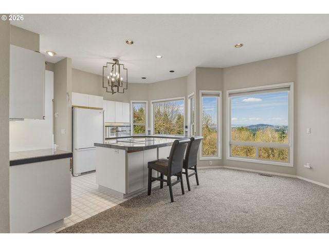 7627 Se 140TH Dr, Portland, OR 97236