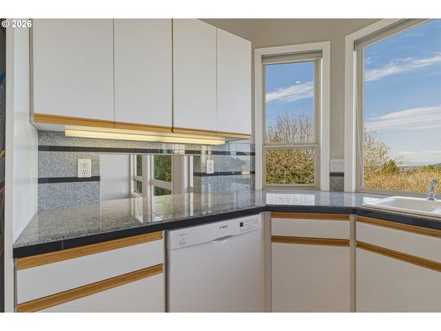 7627 Se 140TH Dr, Portland, OR 97236