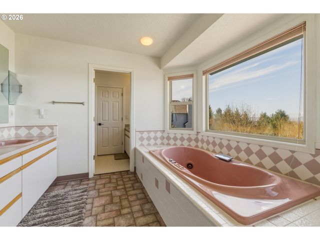 7627 Se 140TH Dr, Portland, OR 97236