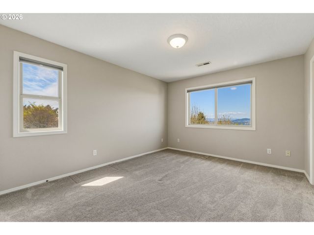 7627 Se 140TH Dr, Portland, OR 97236