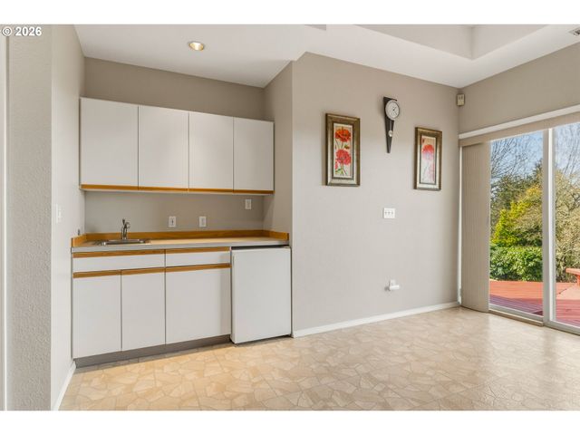 7627 Se 140TH Dr, Portland, OR 97236