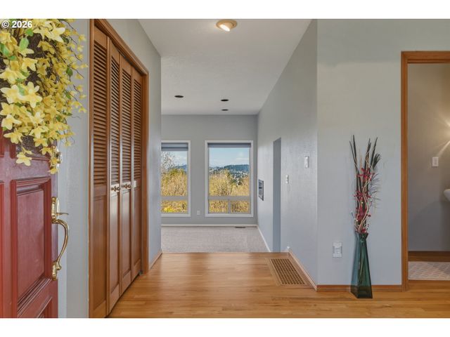 7627 Se 140TH Dr, Portland, OR 97236