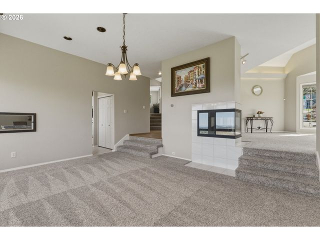 7627 Se 140TH Dr, Portland, OR 97236