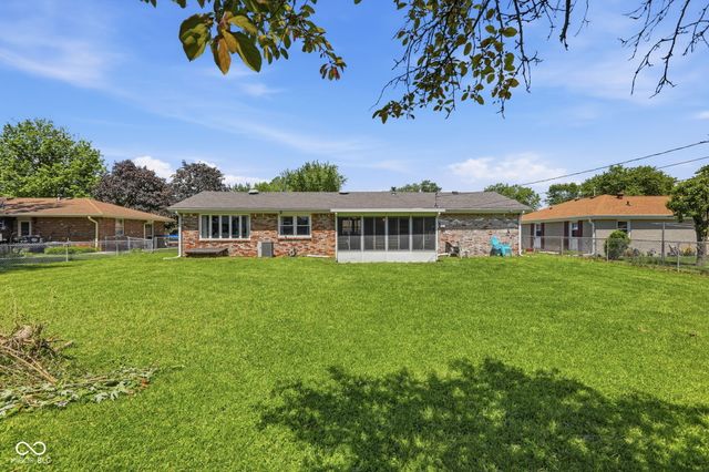 1709 E 47th Street, Anderson, IN 46013