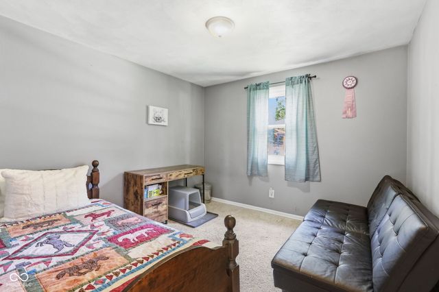 1709 E 47th Street, Anderson, IN 46013