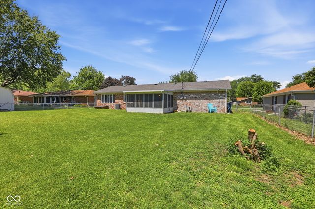 1709 E 47th Street, Anderson, IN 46013