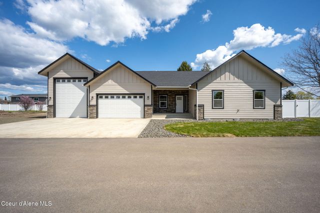1225 W Orchard Ave, Hayden, ID 83835