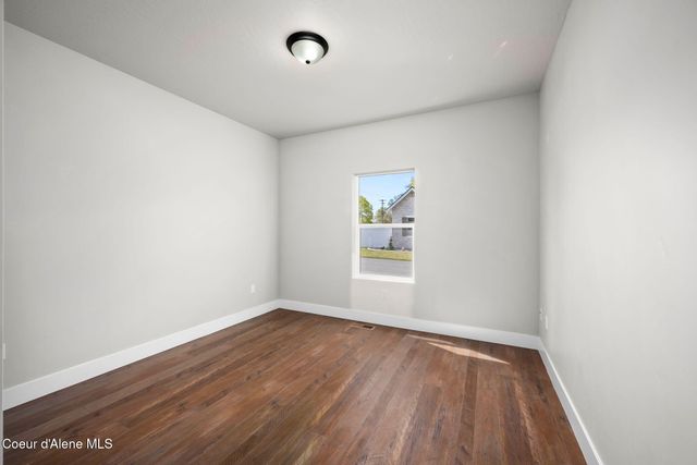 1225 W Orchard Ave, Hayden, ID 83835