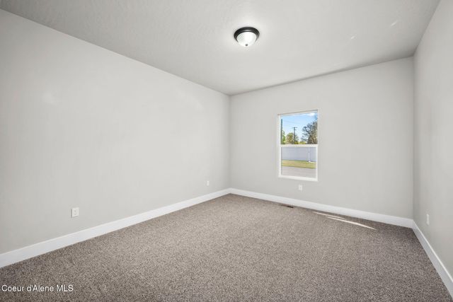 1225 W Orchard Ave, Hayden, ID 83835