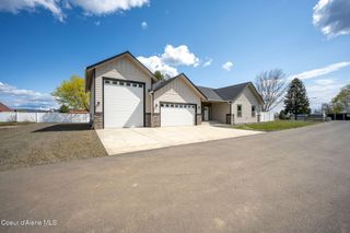 1225 W Orchard Ave, Hayden, ID 83835