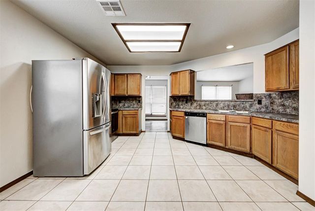 11642 Tyson Court, Midwest City, OK 73130
