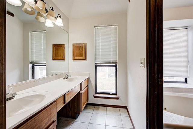 11642 Tyson Court, Midwest City, OK 73130
