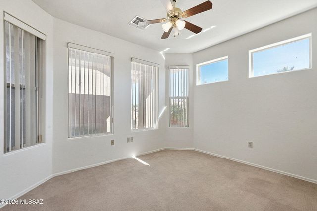 1061 W Ashworth Road, Green Valley, AZ 85614