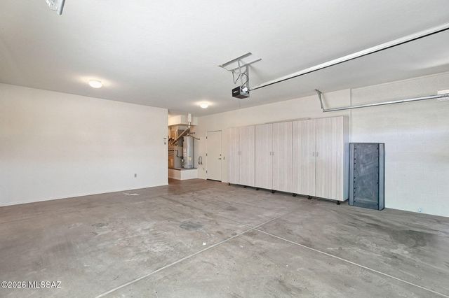 1061 W Ashworth Road, Green Valley, AZ 85614