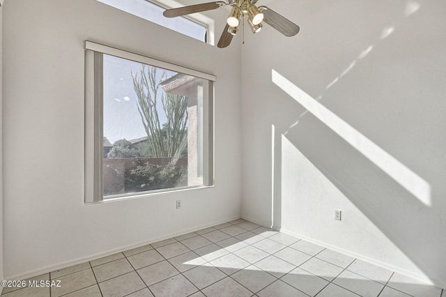 1061 W Ashworth Road, Green Valley, AZ 85614