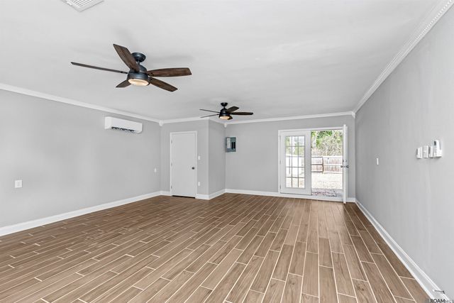 9425 Dancy Ave, Baton Rouge, LA 70814