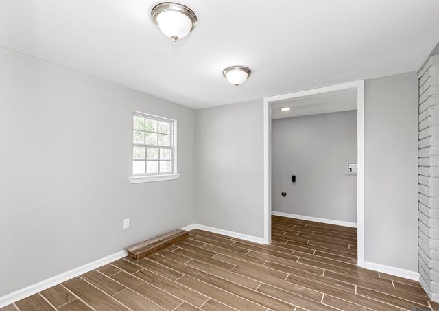 9425 Dancy Ave, Baton Rouge, LA 70814