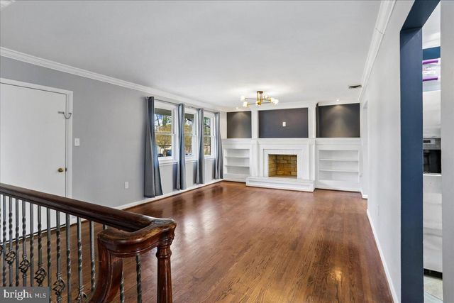 6410 WHITE OAK AVE, Temple Hills, MD 20748