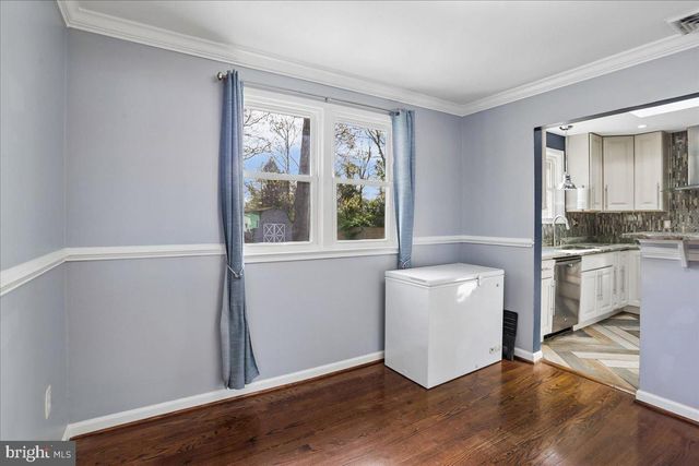 6410 WHITE OAK AVE, Temple Hills, MD 20748