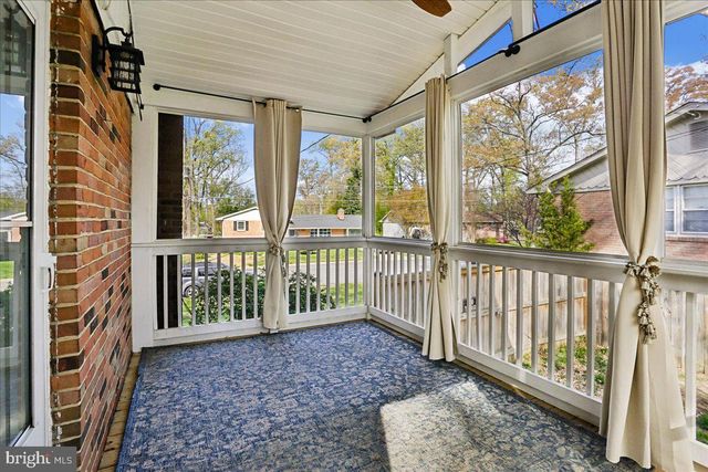 6410 WHITE OAK AVE, Temple Hills, MD 20748