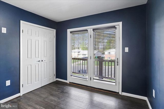 6410 WHITE OAK AVE, Temple Hills, MD 20748