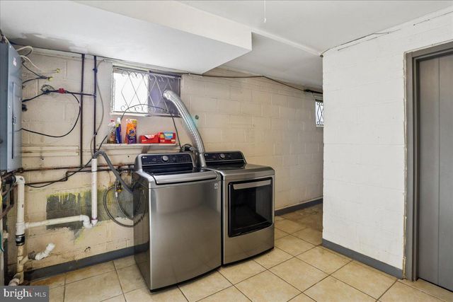 6410 WHITE OAK AVE, Temple Hills, MD 20748