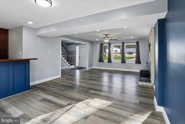 6410 WHITE OAK AVE, Temple Hills, MD 20748