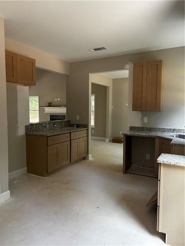 135 Lumby Lane, Covington, GA 30016