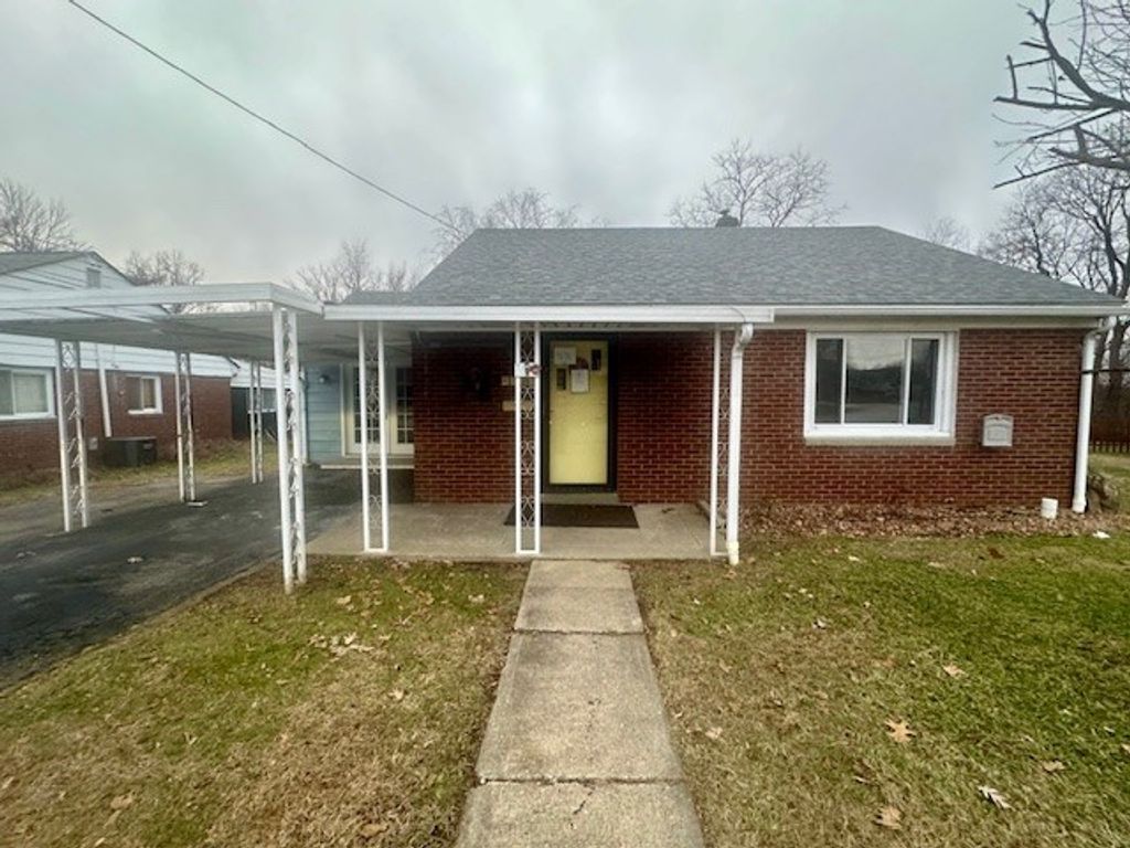 128 Sawyer Dr, Hopewell Twp, PA 15001