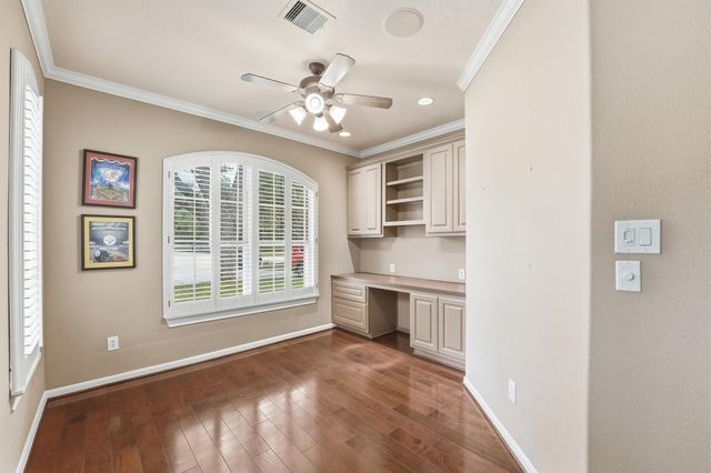 25485 Vinechase Drive, Porter, TX 77365