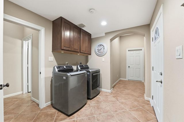 25485 Vinechase Drive, Porter, TX 77365