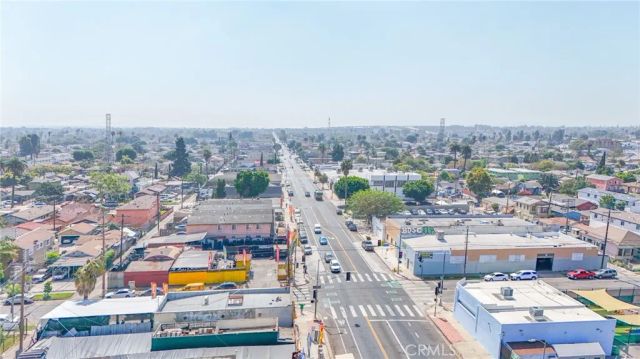 9504 S Main, Los Angeles, CA 90003