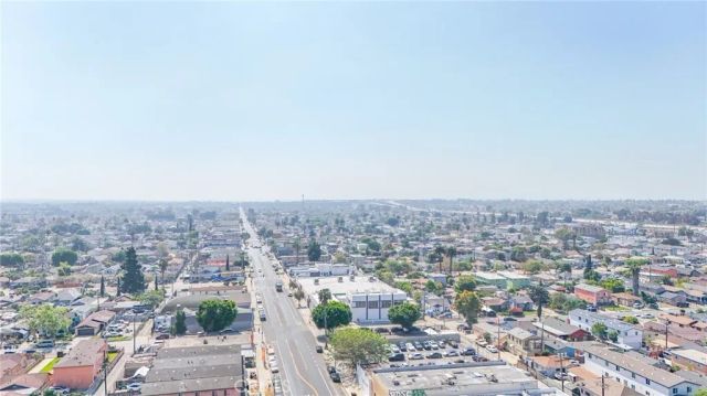 9504 S Main, Los Angeles, CA 90003