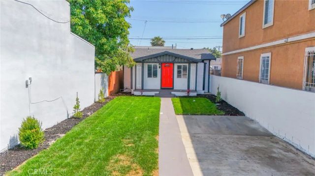 9504 S Main, Los Angeles, CA 90003