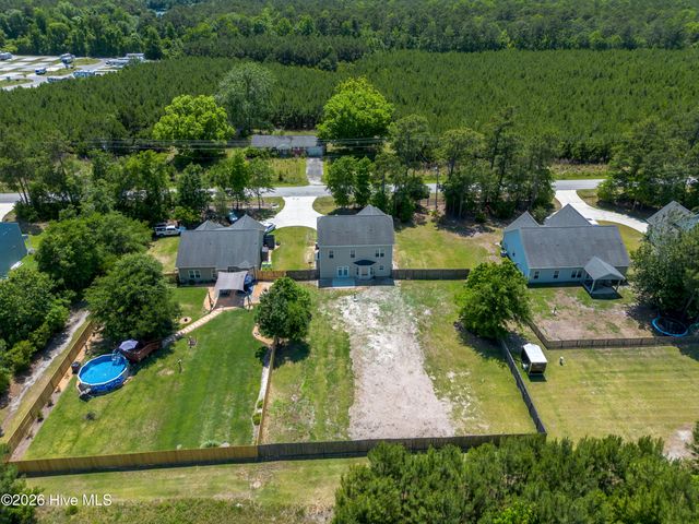 673 Morris Landing Road, Holly Ridge, NC 28445