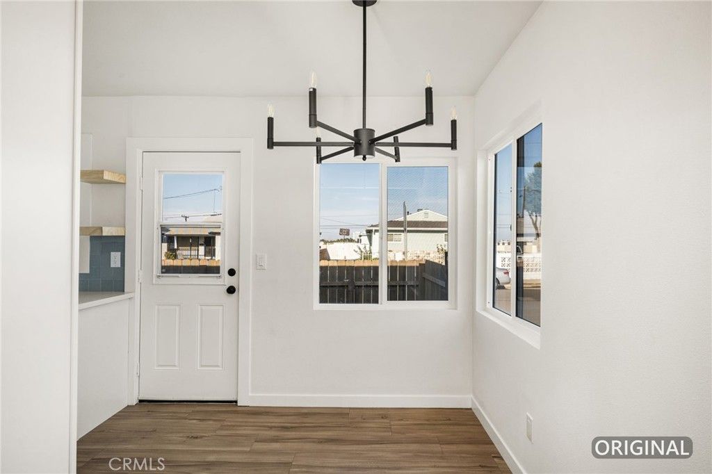 Image 12 of property listing at 2101 W 159th, Compton, CA 90220