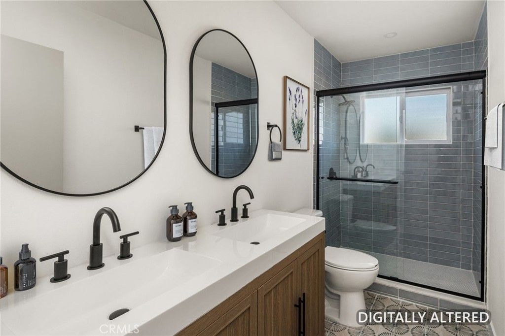Image 17 of property listing at 2101 W 159th, Compton, CA 90220