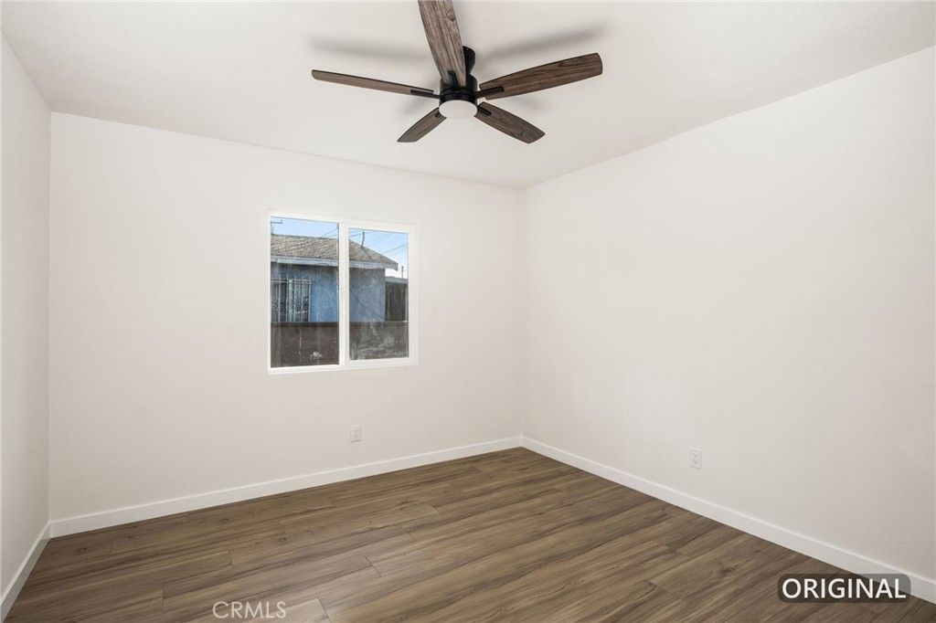 Image 22 of property listing at 2101 W 159th, Compton, CA 90220