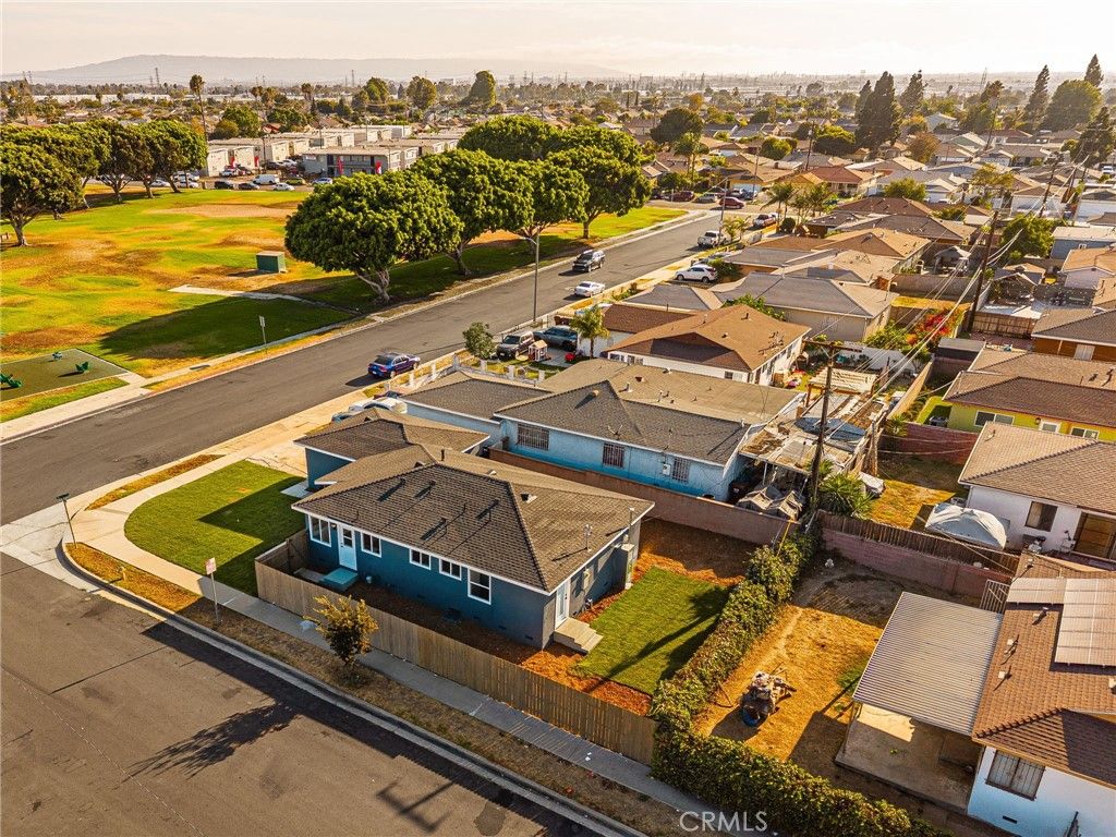 Image 35 of property listing at 2101 W 159th, Compton, CA 90220