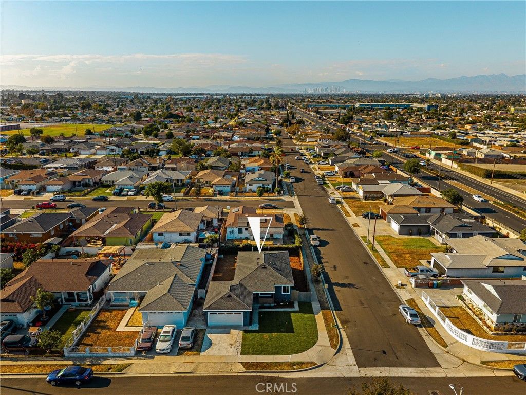 Image 36 of property listing at 2101 W 159th, Compton, CA 90220