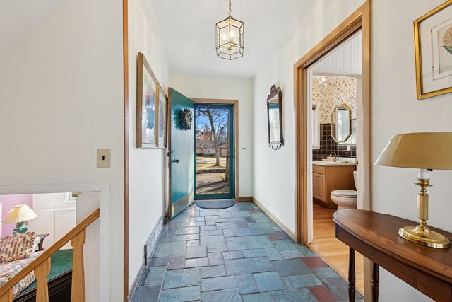 1478 Shawnee Trail, Riverwoods, IL 60015