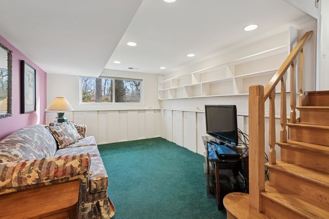 1478 Shawnee Trail, Riverwoods, IL 60015