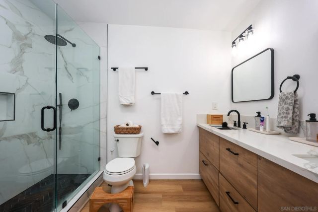 6252 Lake Albano Ave, San Diego, CA 92119