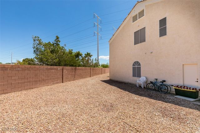 10290 Marion Morrison Court, Las Vegas, NV 89183