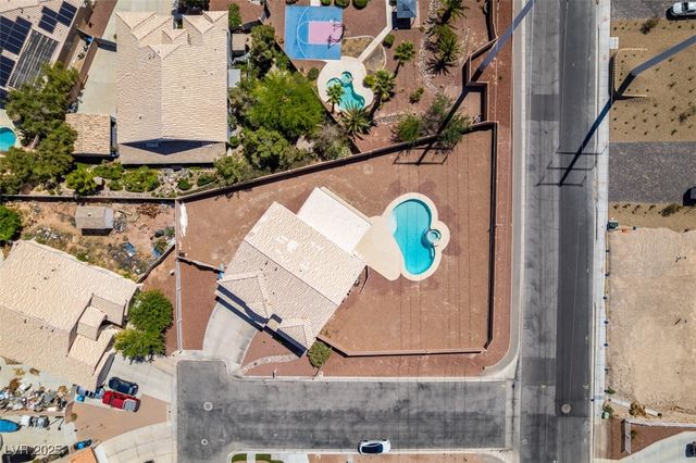 10290 Marion Morrison Court, Las Vegas, NV 89183