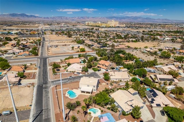 10290 Marion Morrison Court, Las Vegas, NV 89183