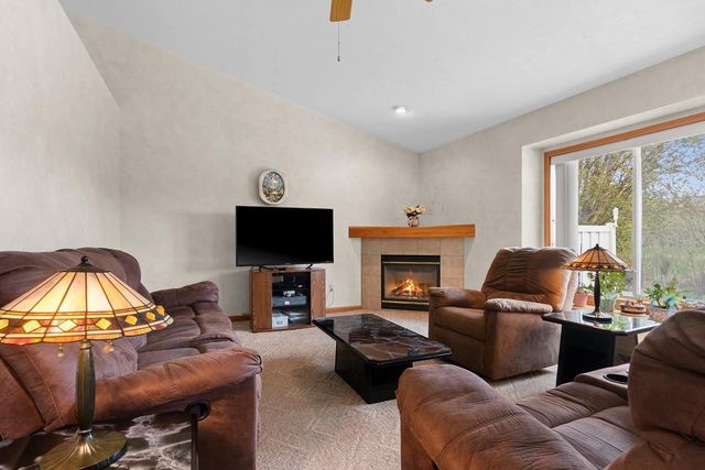 5433 BROOKVIEW DRIVE, Appleton, WI 54913